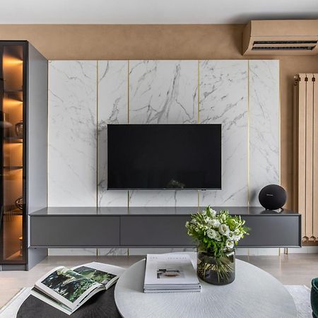 Urbanstay Suites - Prime Location Designer Suite Bucarest Esterno foto