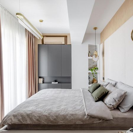Urbanstay Suites - Prime Location Designer Suite Bucarest Esterno foto