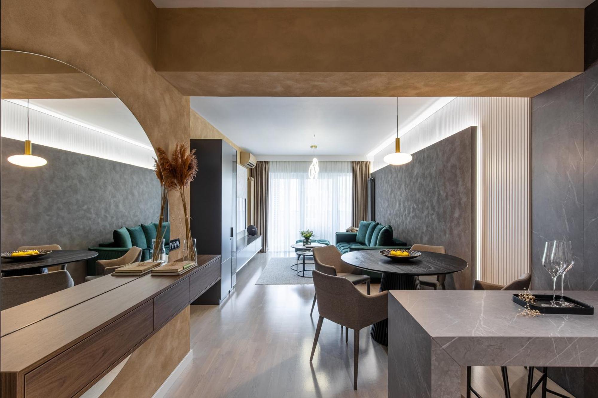 Urbanstay Suites - Prime Location Designer Suite Bucarest Esterno foto